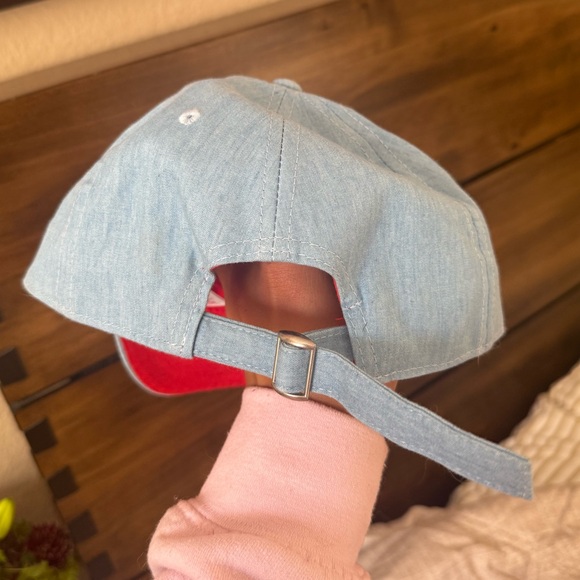 DISNEY TREATS HAT - Picture 2 of 3